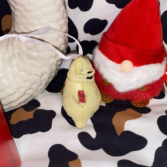 HALLMARK OOGIE BOOGIE THE NIGHTMARE BEFORE X~MAS  TREE ORNAMENT - Picture 4 of 5